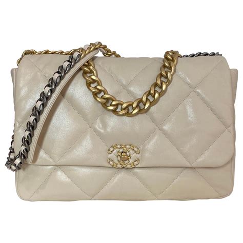 chanel beige bag 2020|chanel bag 22 price.